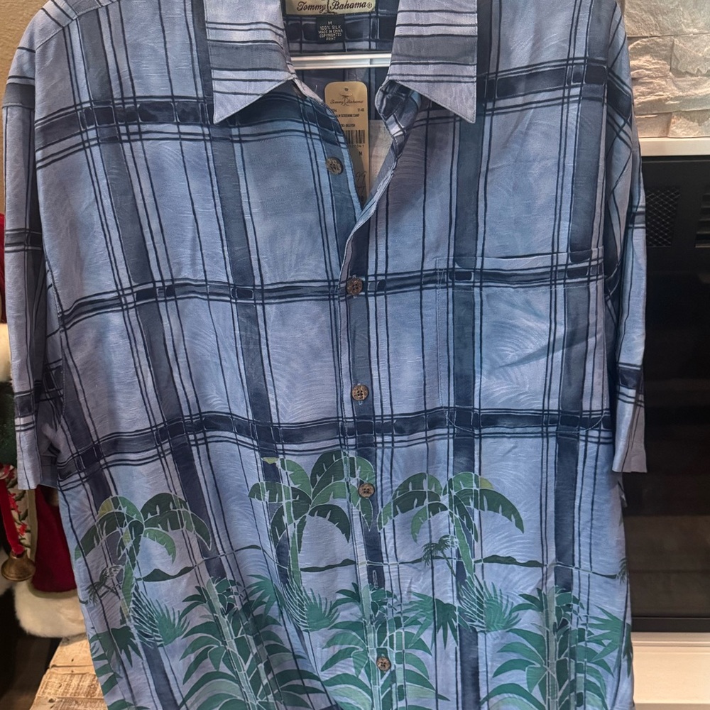 Tommy Bahama - Men’s Short Sleeve Shirt